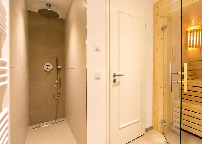 Beachhouse Bansin App 14 *